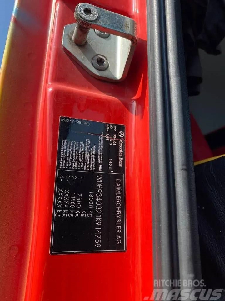 Tractor unit Mercedes-Benz 1846LS4X2 Serie 4759: picture 13