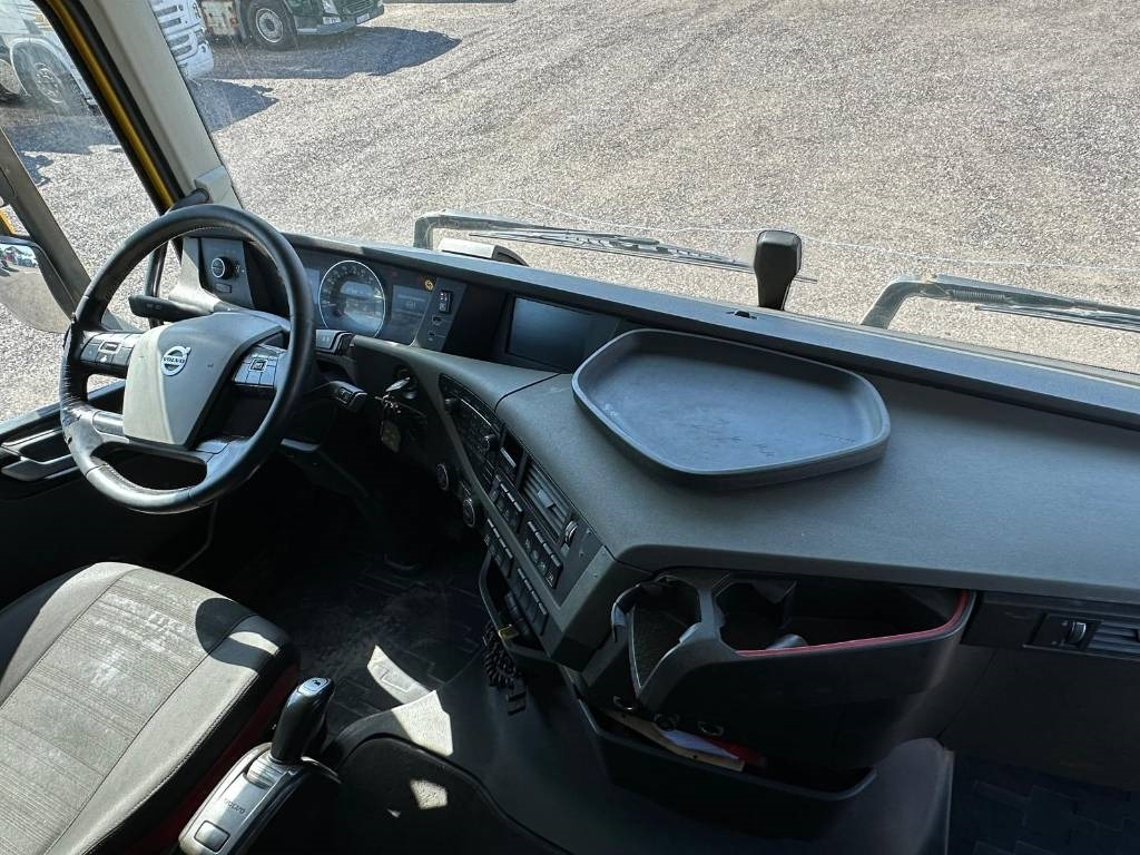 Volvo FH 500 serie 3658 - Cab chassis truck: picture 3 Volvo FH 500 serie 3658 - Cab chassis truck: picture 3