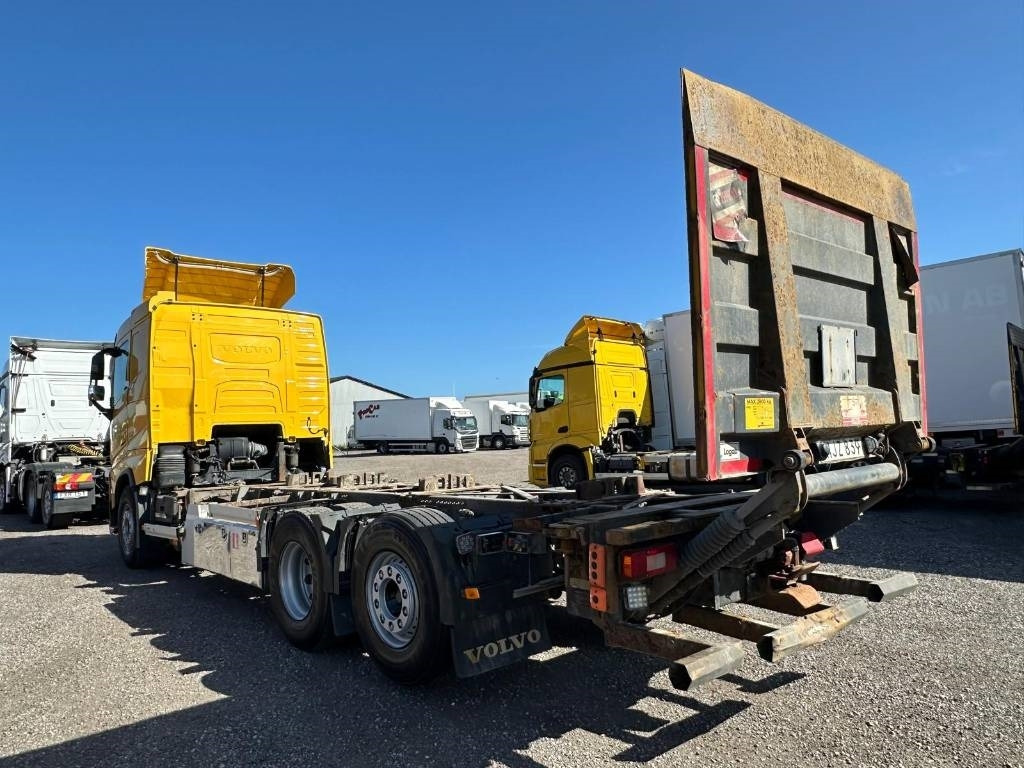 Volvo FH 6X2 6525 - Container transporter/ Swap body truck: picture 3 Volvo FH 6X2 6525 - Container transporter/ Swap body truck: picture 3