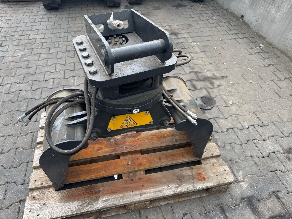 Mustang GRP 150 CH - Grapple for Construction machinery: picture 1 Mustang GRP 150 CH - Grapple for Construction machinery: picture 1
