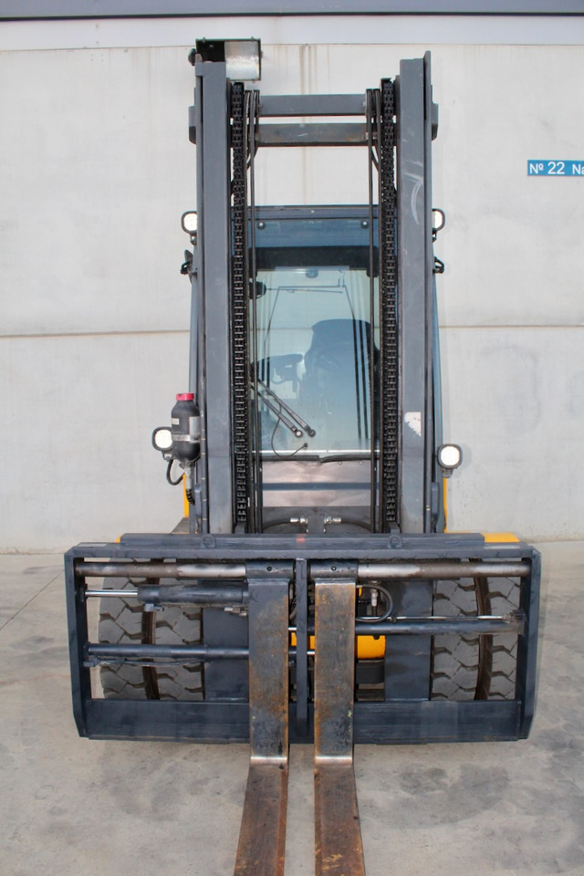 CARER R 60 H2 - Electric forklift: picture 5 CARER R 60 H2 - Electric forklift: picture 5