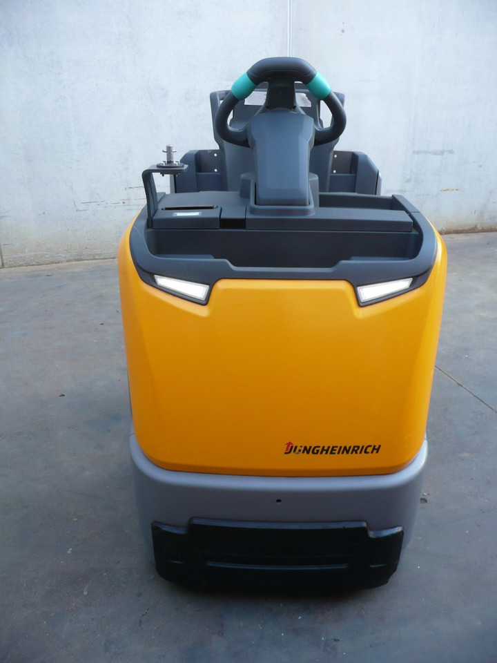 Jungheinrich ECE 225 2400x510 - Order picker: picture 5 Jungheinrich ECE 225 2400x510 - Order picker: picture 5