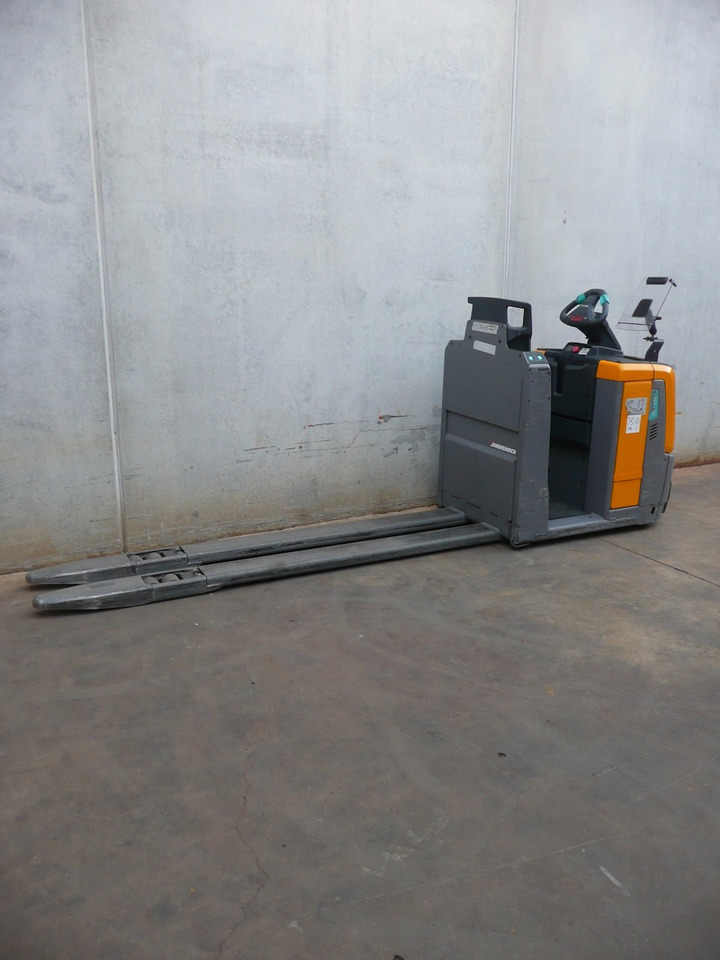 Jungheinrich ECE 225 2400x510mm - Order picker: picture 2 Jungheinrich ECE 225 2400x510mm - Order picker: picture 2