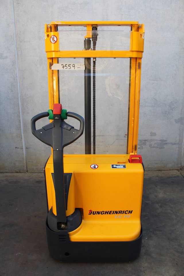 Jungheinrich EJC 110 290 ZT - Stacker: picture 5 Jungheinrich EJC 110 290 ZT - Stacker: picture 5