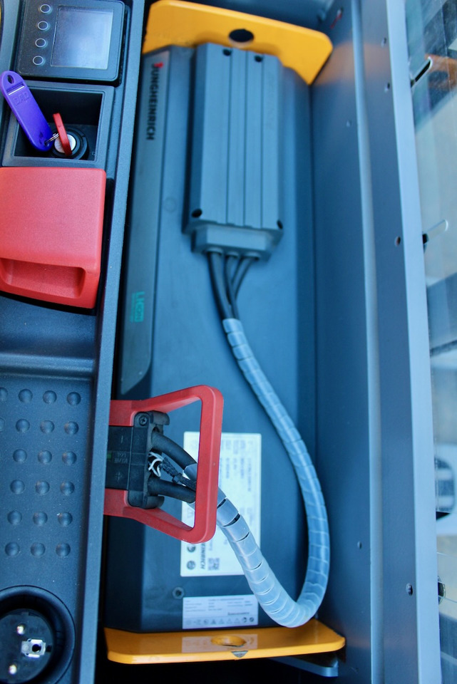 Stacker Jungheinrich EJC 212 320 ZT LI-ION: picture 6 Stacker Jungheinrich EJC 212 320 ZT LI-ION: picture 6