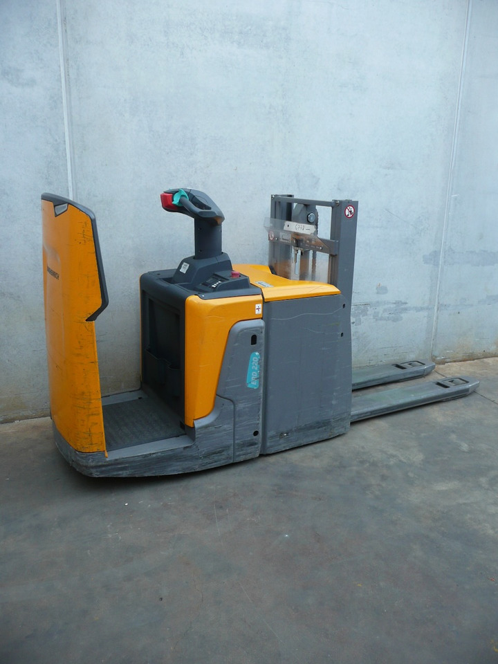 Jungheinrich ERD 220 166 ZT - Stacker: picture 3 Jungheinrich ERD 220 166 ZT - Stacker: picture 3