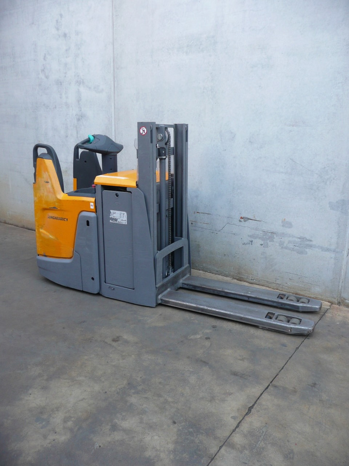 Jungheinrich ERD 220 201 ZT - Stacker: picture 4 Jungheinrich ERD 220 201 ZT - Stacker: picture 4