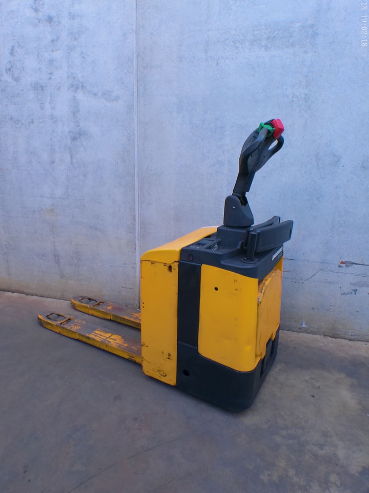 Jungheinrich ERE 120 - Pallet truck: picture 1 Jungheinrich ERE 120 - Pallet truck: picture 1