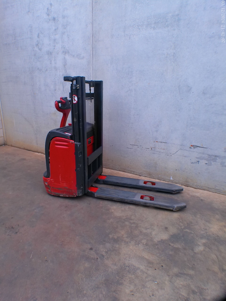 Linde L 10 - Stacker: picture 4 Linde L 10 - Stacker: picture 4