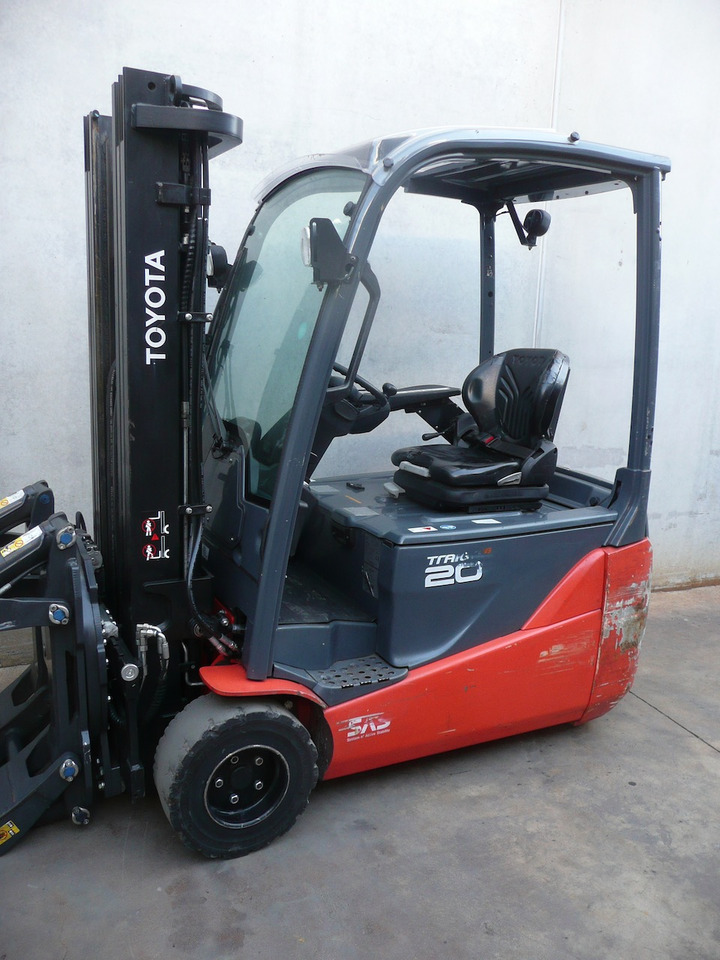 Toyota 8FBE20T - Electric forklift: picture 3 Toyota 8FBE20T - Electric forklift: picture 3