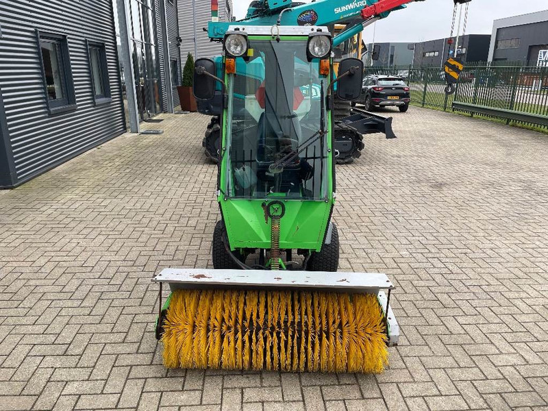 Egholm 2150 AD - Road sweeper: picture 3 Egholm 2150 AD - Road sweeper: picture 3