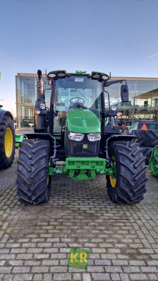 6120M John Deere - Farm tractor: picture 2 6120M John Deere - Farm tractor: picture 2
