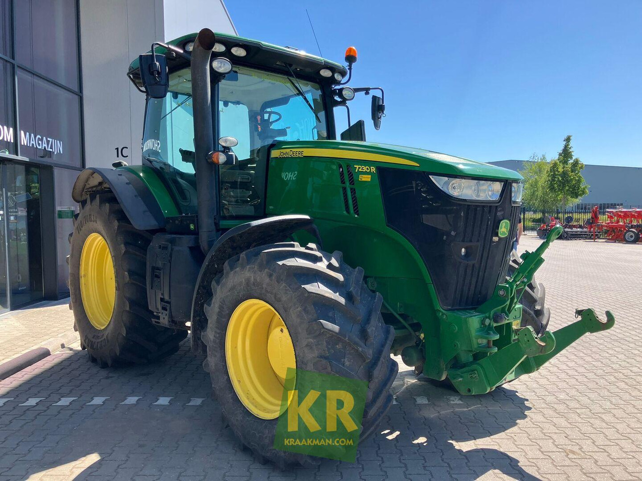 7230R John Deere - Farm tractor: picture 2 7230R John Deere - Farm tractor: picture 2