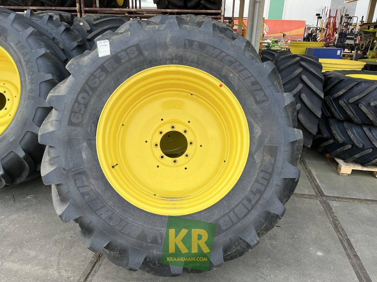 Banden Michelin Michelin  - Wheel and tire package for Agricultural machinery: picture 1 Banden Michelin Michelin  - Wheel and tire package for Agricultural machinery: picture 1