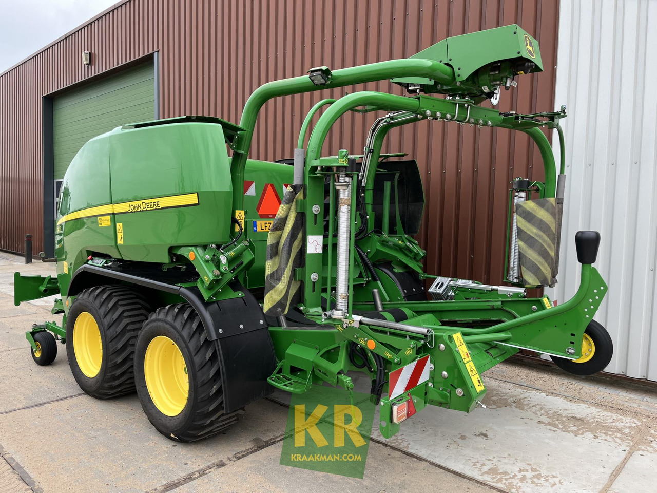 C441R John Deere - Round baler: picture 3 C441R John Deere - Round baler: picture 3