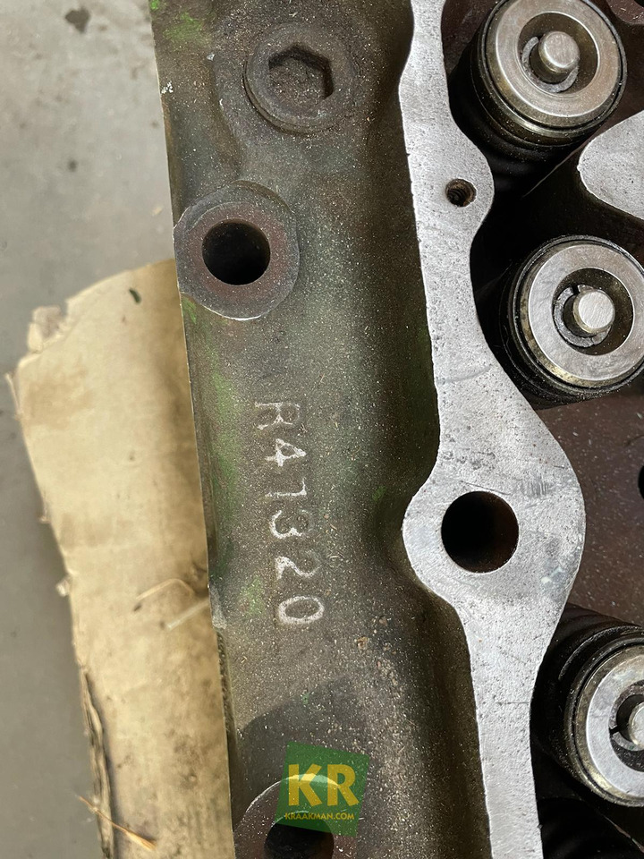 Cilinderkop John Deere - Cylinder head for Agricultural machinery: picture 2 Cilinderkop John Deere - Cylinder head for Agricultural machinery: picture 2