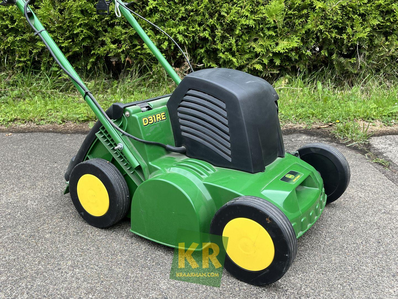 John Deere D31R - Garden equipment: picture 1 John Deere D31R - Garden equipment: picture 1