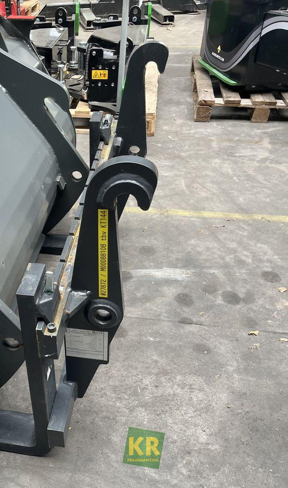 Kramer Voorzetstukken - Loader bucket: picture 1 Kramer Voorzetstukken - Loader bucket: picture 1