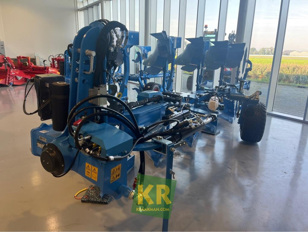 Lemken Juwel 8 - Plow: picture 2 Lemken Juwel 8 - Plow: picture 2