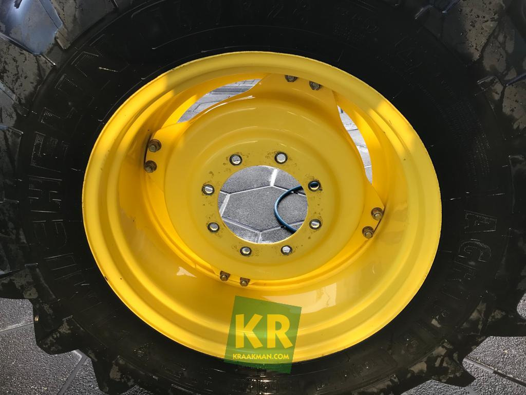 Michelin Banden Michelin  - Wheel and tire package for Agricultural machinery: picture 2 Michelin Banden Michelin  - Wheel and tire package for Agricultural machinery: picture 2