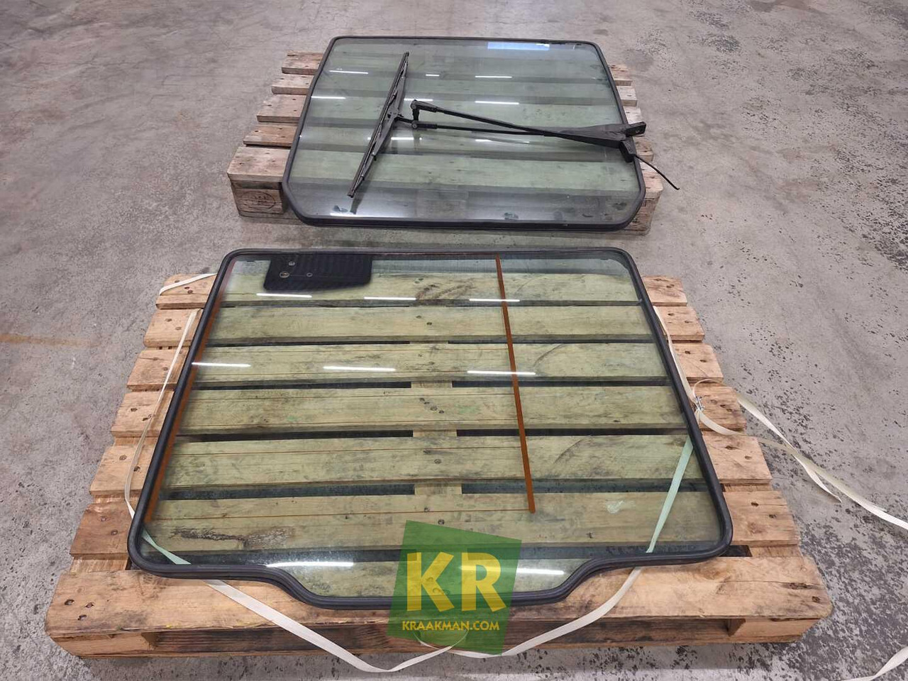 Overige Overige onderdelen - Window and parts for Electric forklift: picture 3 Overige Overige onderdelen - Window and parts for Electric forklift: picture 3