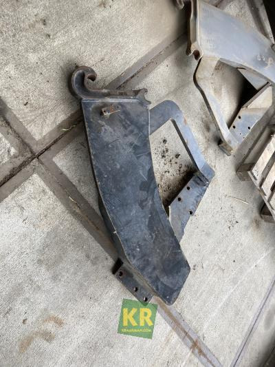 STOLL Aanbouwdelen - Front loader for tractor: picture 3 STOLL Aanbouwdelen - Front loader for tractor: picture 3