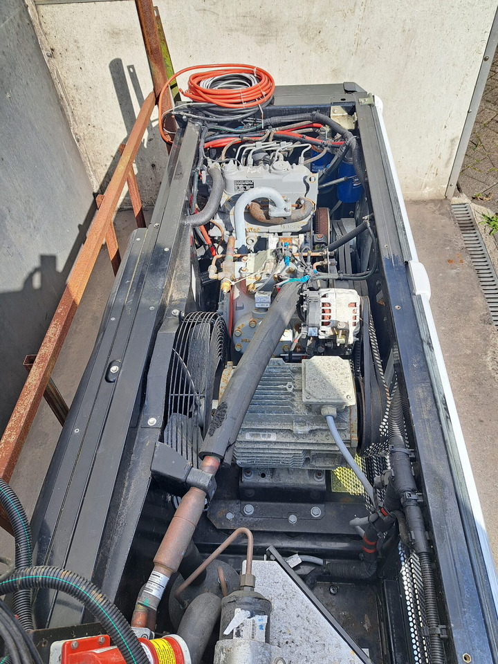 Supra 1150u MT S/N : GC748014 - Refrigerator unit: picture 4 Supra 1150u MT S/N : GC748014 - Refrigerator unit: picture 4