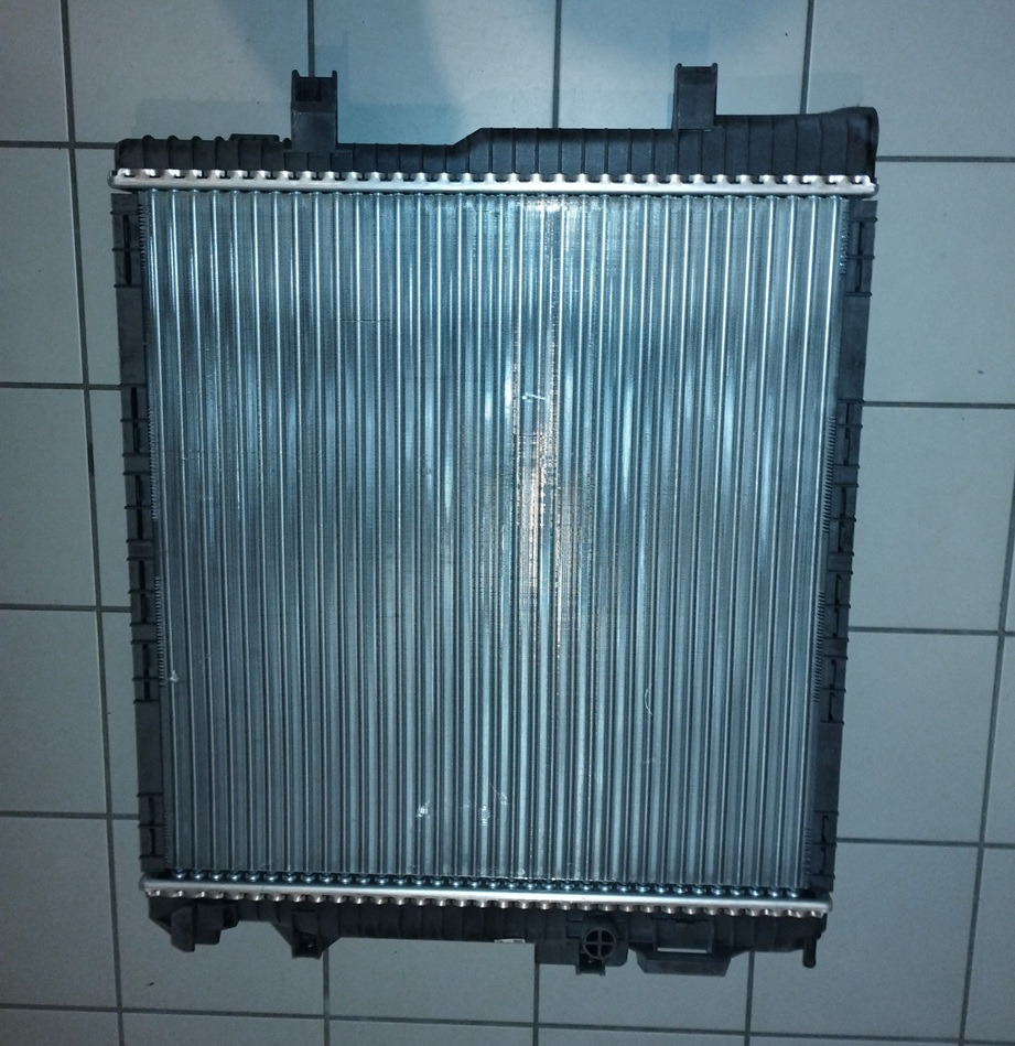 CHŁODNICA WODY MERCEDES VARIO 667 668 670 6685000102 OM900 OM904 1996-2013 - Radiator: picture 2 CHŁODNICA WODY MERCEDES VARIO 667 668 670 6685000102 OM900 OM904 1996-2013 - Radiator: picture 2