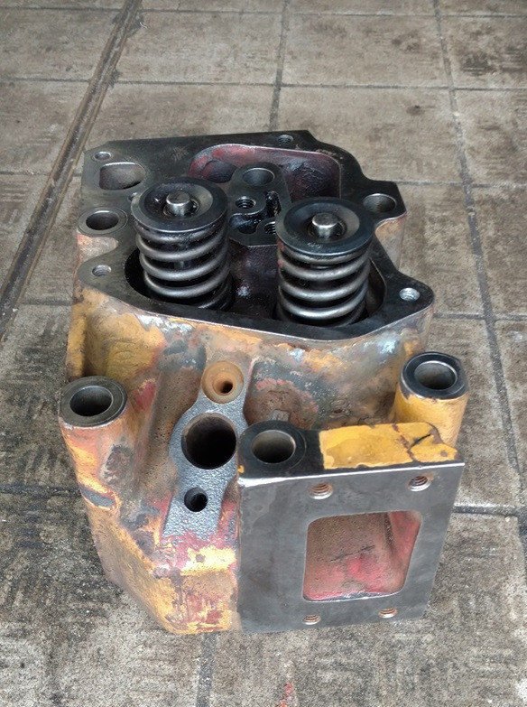 LIEBHERR D 906 TB GŁOWICA BLOK WAŁ KORBOWY CZĘŚCI PARTS - Engine and parts for Construction machinery: picture 3 LIEBHERR D 906 TB GŁOWICA BLOK WAŁ KORBOWY CZĘŚCI PARTS - Engine and parts for Construction machinery: picture 3