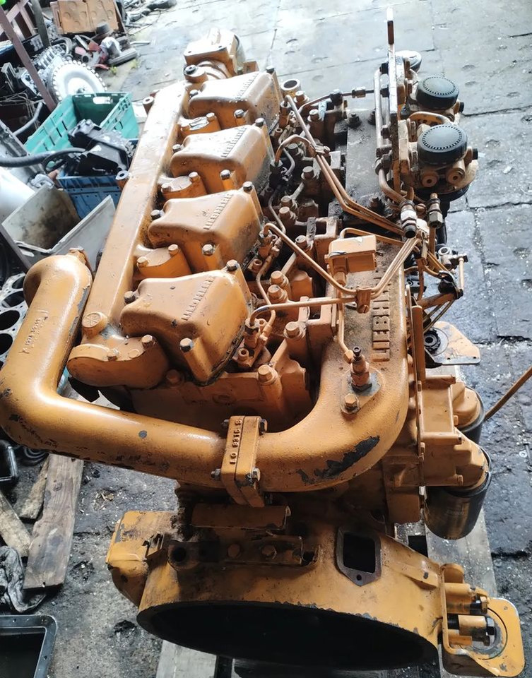 Liebherr D924 CZĘŚCI - Cylinder head for Construction machinery: picture 1 Liebherr D924 CZĘŚCI - Cylinder head for Construction machinery: picture 1