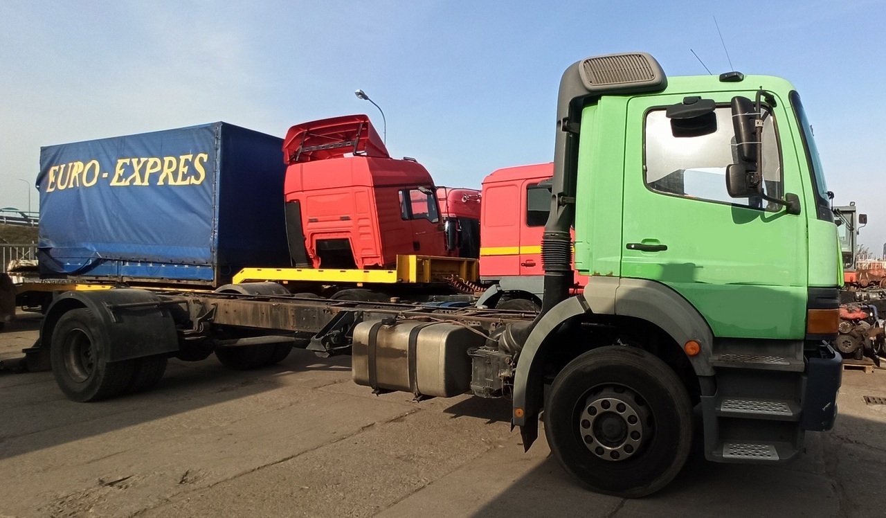 MERCEDES-BENZ ATEGO 1823 - Cab chassis truck: picture 1 MERCEDES-BENZ ATEGO 1823 - Cab chassis truck: picture 1