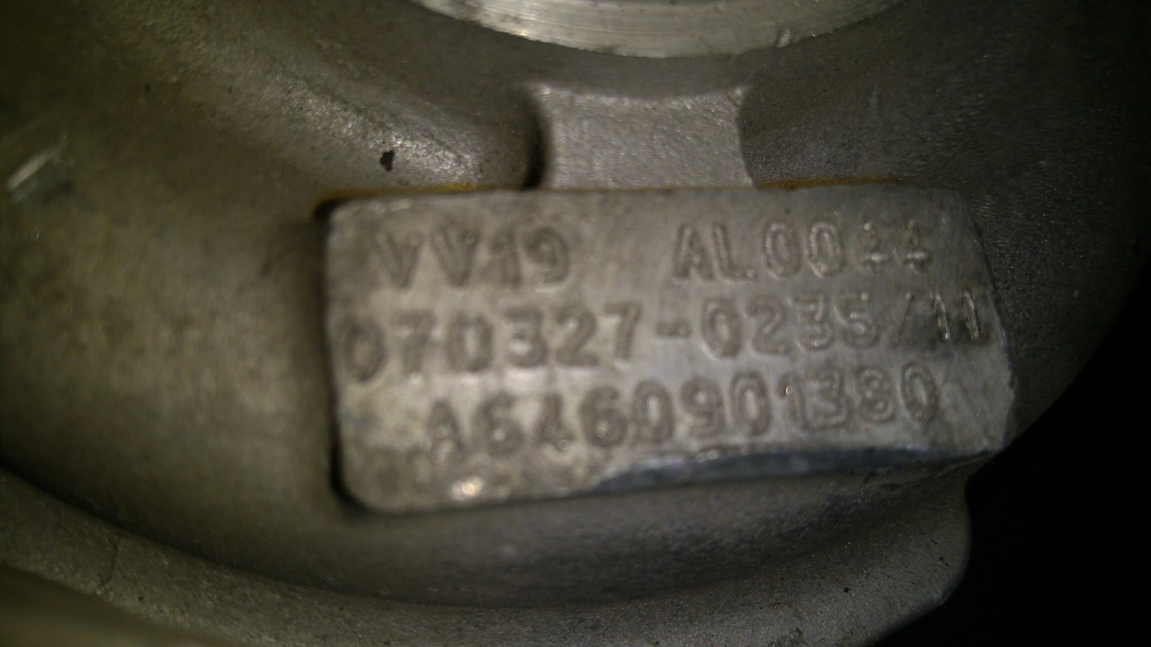 MERCEDES VITO VIANO OM639 6460901380 - Turbo for Van: picture 3 MERCEDES VITO VIANO OM639 6460901380 - Turbo for Van: picture 3