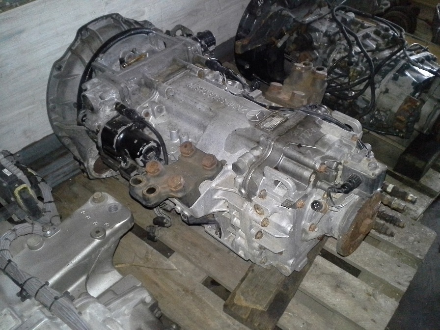 Mercedes Actros MP1 G210-16 - Gearbox and parts: picture 1 Mercedes Actros MP1 G210-16 - Gearbox and parts: picture 1