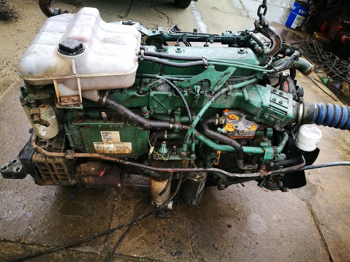 VOLVO FL6 D6B220 - Engine and parts for Truck: picture 2 VOLVO FL6 D6B220 - Engine and parts for Truck: picture 2