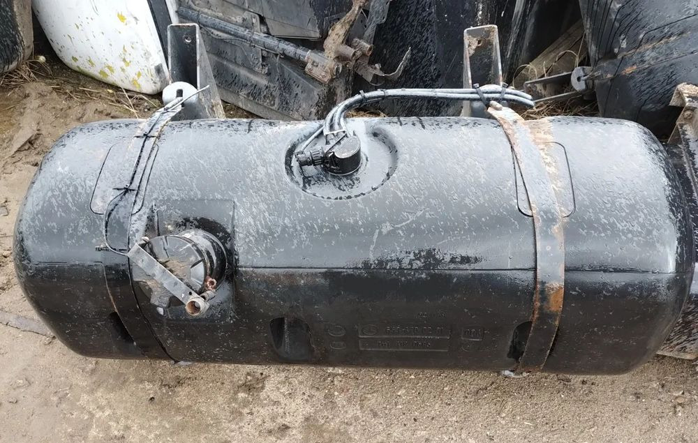 ZBIORNIK ZBIORNIKI PALIWA MERCEDES ATEGO AXOR ACTROS SK - Fuel tank for Truck: picture 1 ZBIORNIK ZBIORNIKI PALIWA MERCEDES ATEGO AXOR ACTROS SK - Fuel tank for Truck: picture 1
