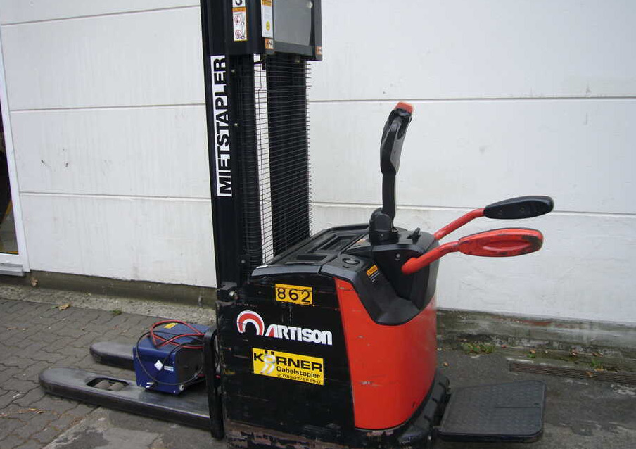 HC (Hangcha) CDD20-AC1S - Stacker: picture 1 HC (Hangcha) CDD20-AC1S - Stacker: picture 1