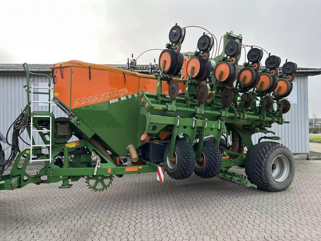 Amazone edx 9000-tc - Precision sowing machine: picture 1 Amazone edx 9000-tc - Precision sowing machine: picture 1