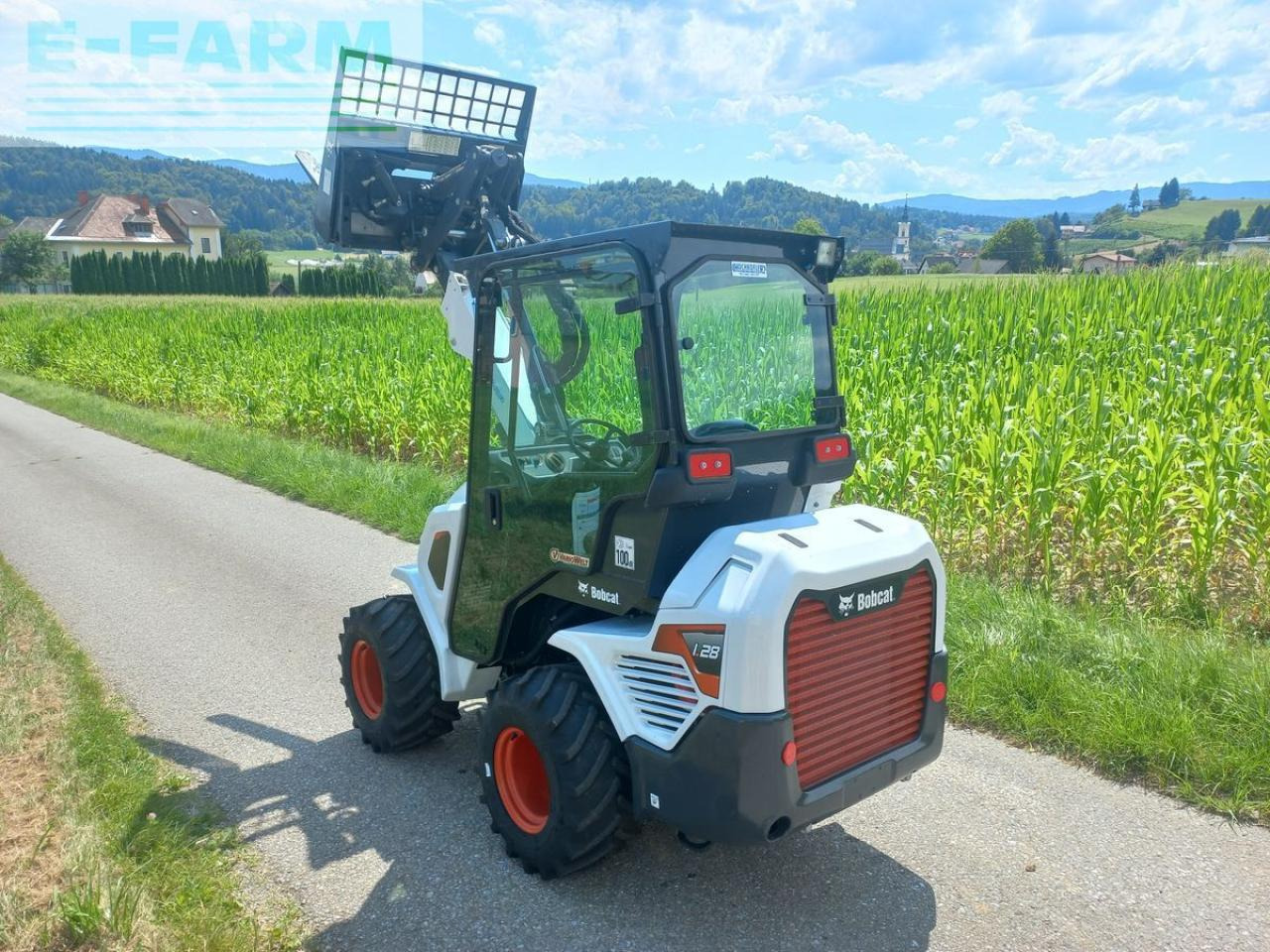 Mini excavator Bobcat l 28 e: picture 6