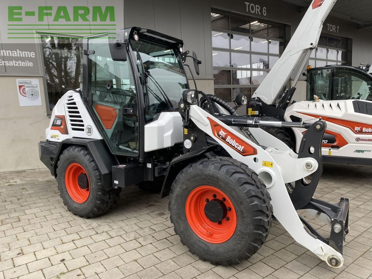 Bobcat l 85 - Mini excavator: picture 1 Bobcat l 85 - Mini excavator: picture 1