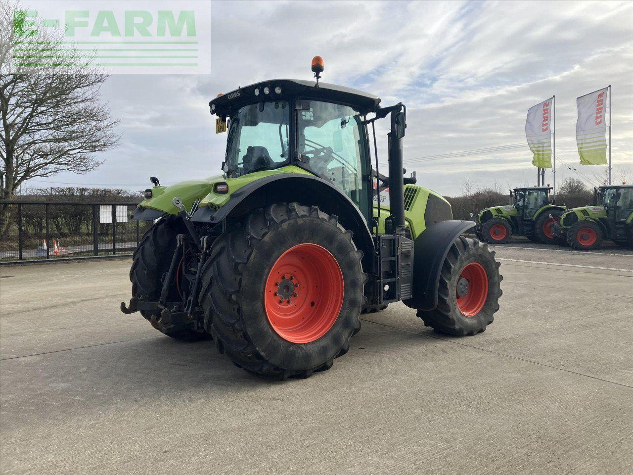 CLAAS AXION 800 - Farm tractor: picture 5 CLAAS AXION 800 - Farm tractor: picture 5