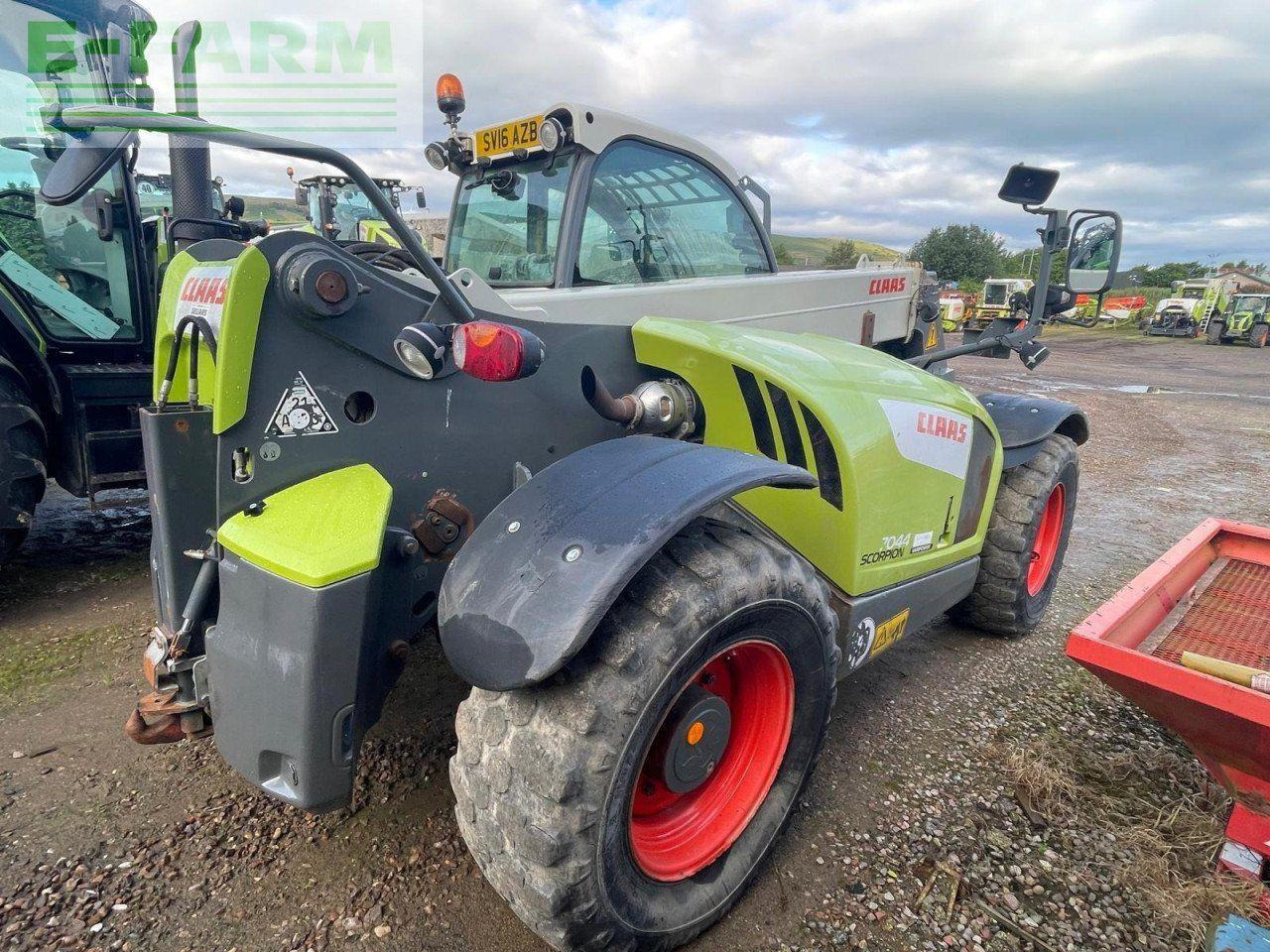 CLAAS SCORPION 7044 - Telescopic handler: picture 3 CLAAS SCORPION 7044 - Telescopic handler: picture 3