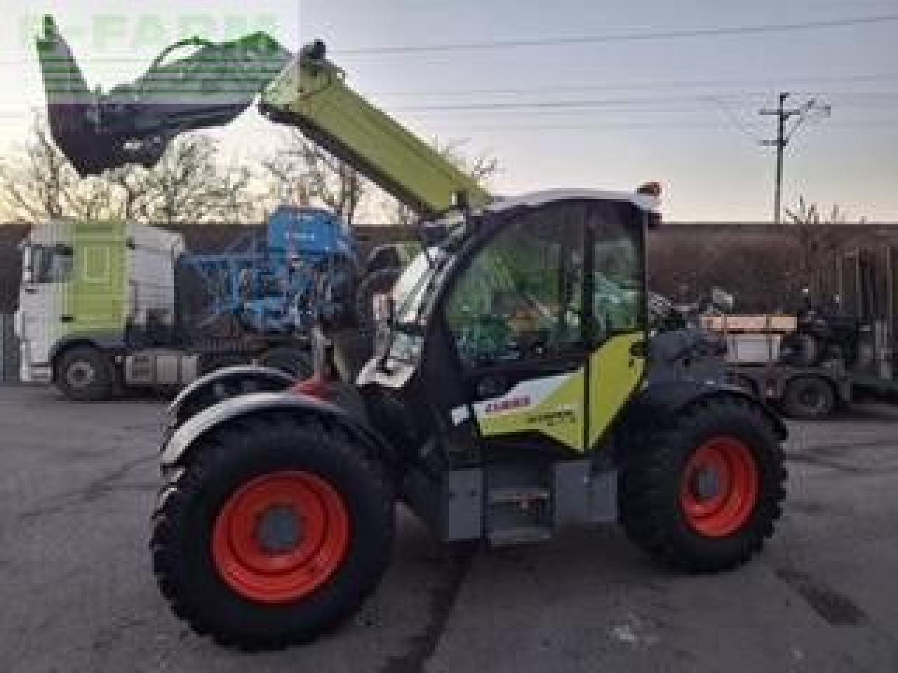 Telescopic handler CLAAS SCORPION 736: picture 7