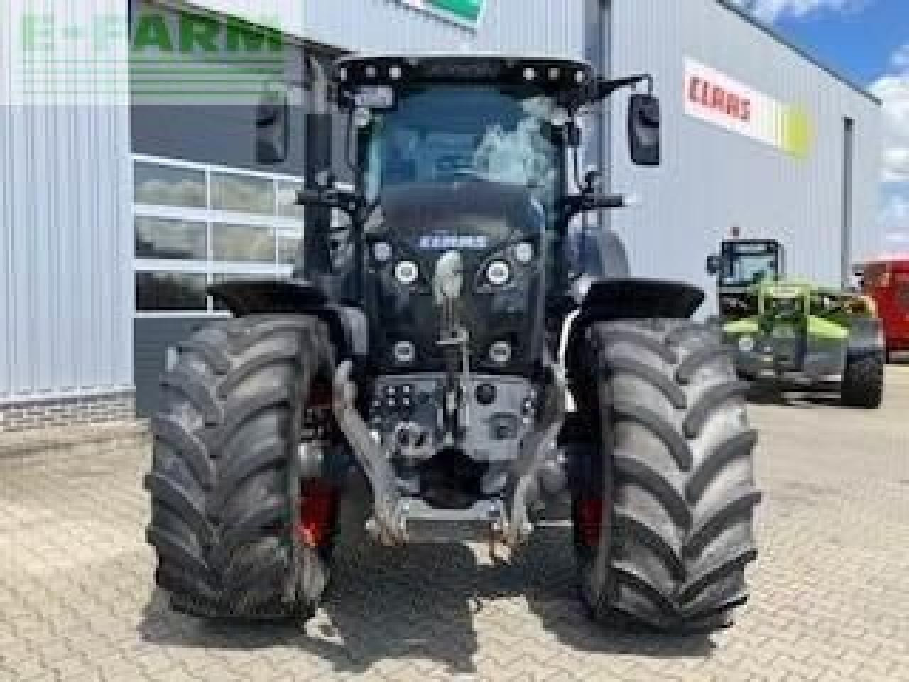 CLAAS axion 810 cmcebis - Farm tractor: picture 3 CLAAS axion 810 cmcebis - Farm tractor: picture 3