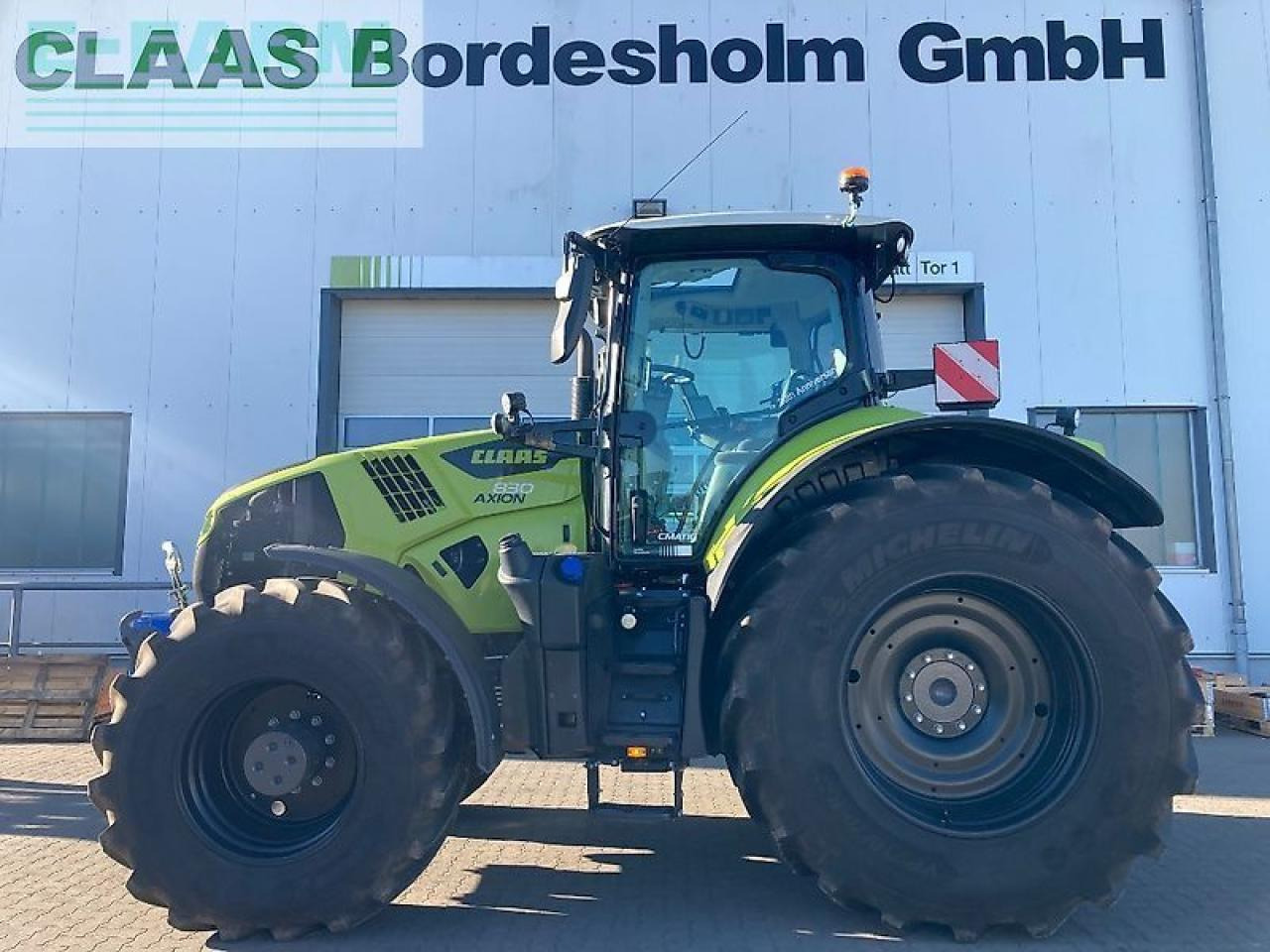 CLAAS axion 830 cmatic CMATIC - Farm tractor: picture 1 CLAAS axion 830 cmatic CMATIC - Farm tractor: picture 1