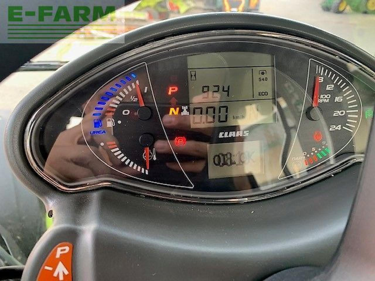 Farm tractor CLAAS axion 930 cmatic cebis CMATIC CEBIS: picture 15 Farm tractor CLAAS axion 930 cmatic cebis CMATIC CEBIS: picture 15