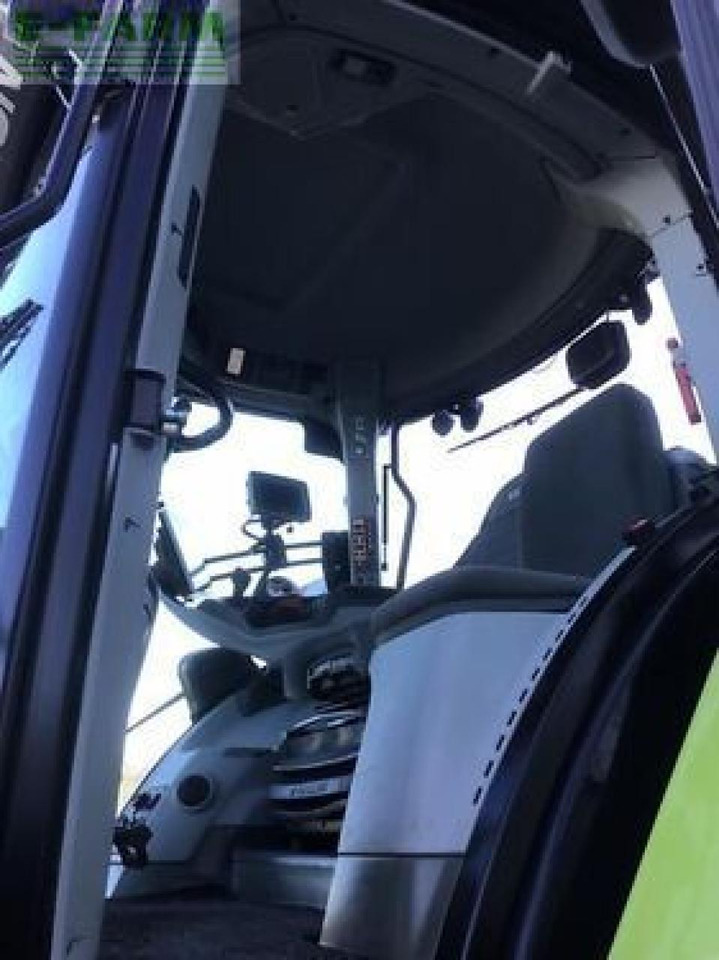 Farm tractor CLAAS axion 960 terratrac: picture 6
