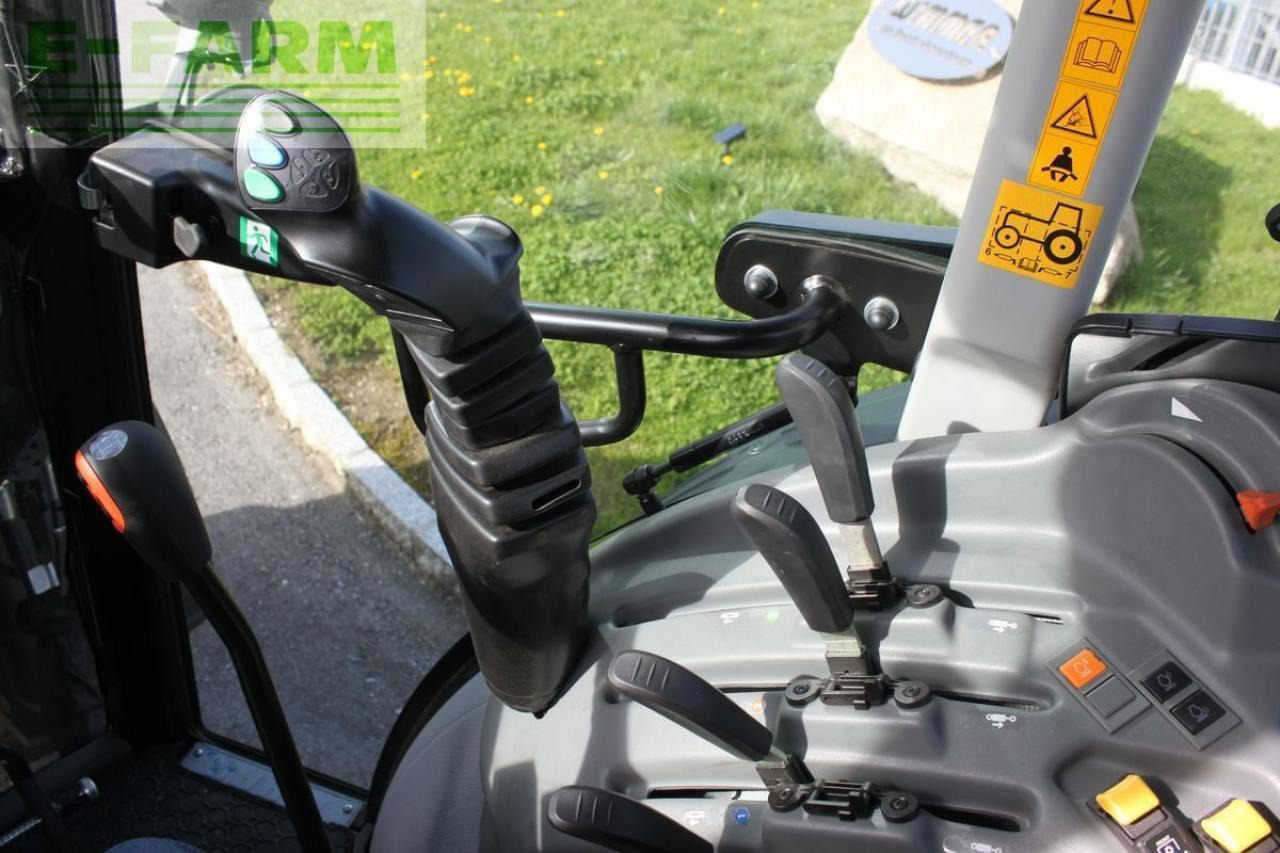 Farm tractor CLAAS elios 210 (kabine ohne glasdach): picture 15