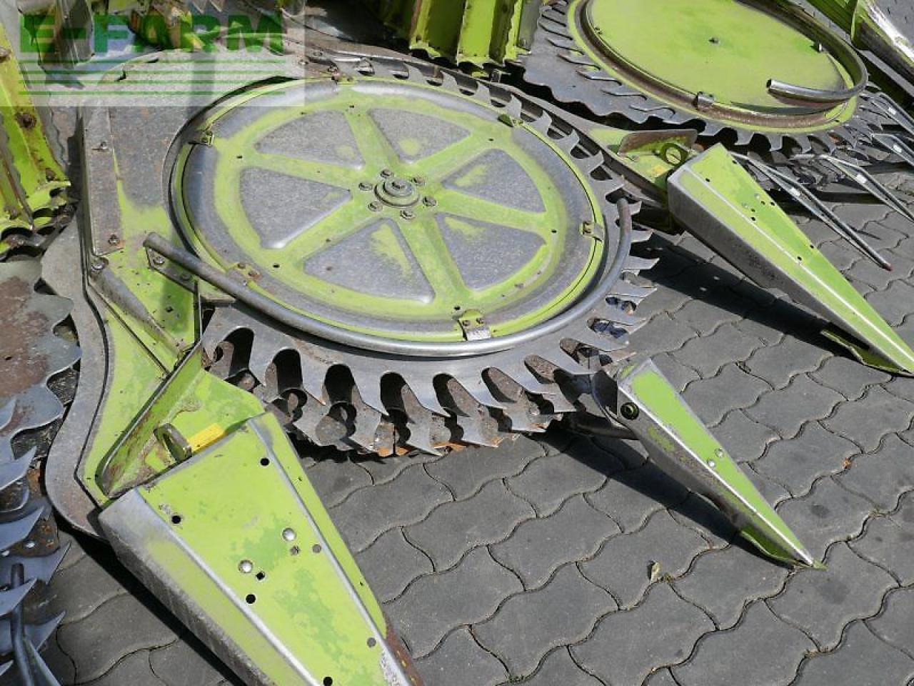 Forage harvester CLAAS jaguar 870: picture 16