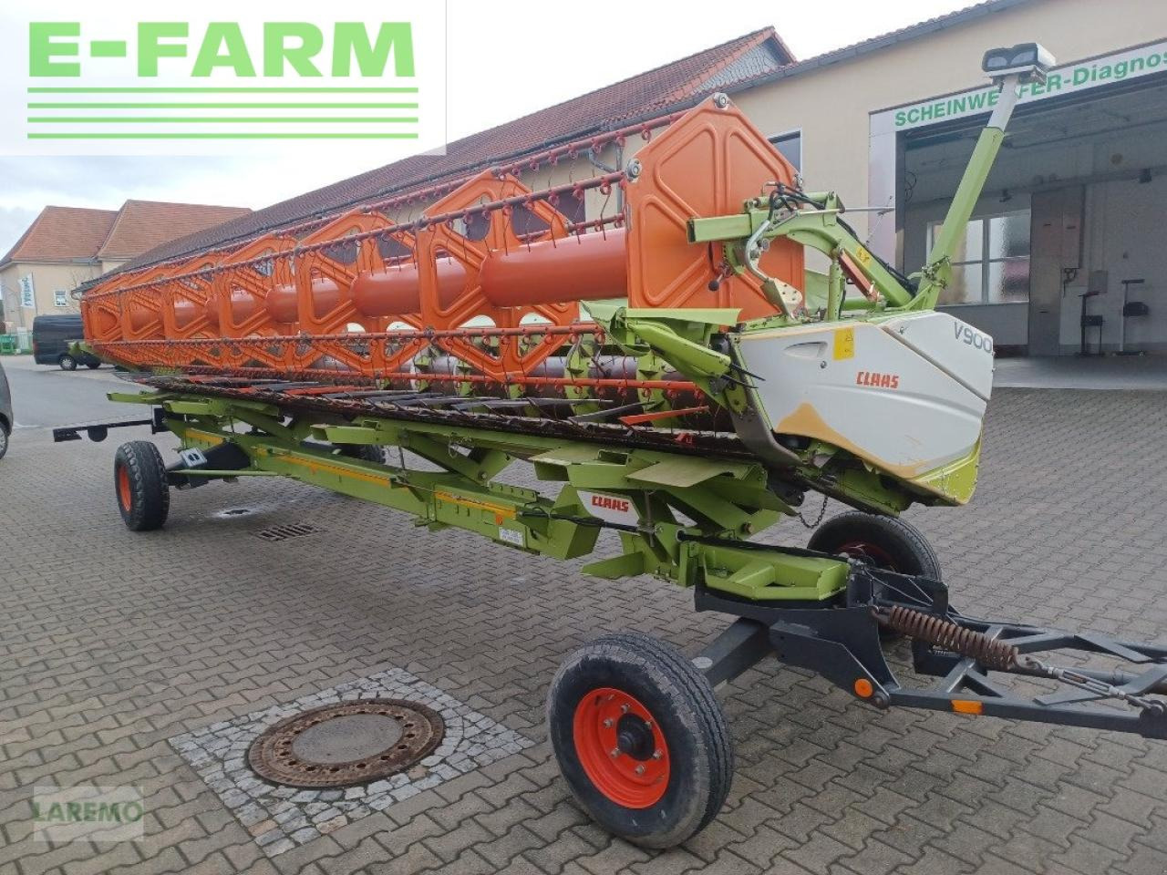 Combine harvester CLAAS lexion 670 tt terratrac v 900: picture 23