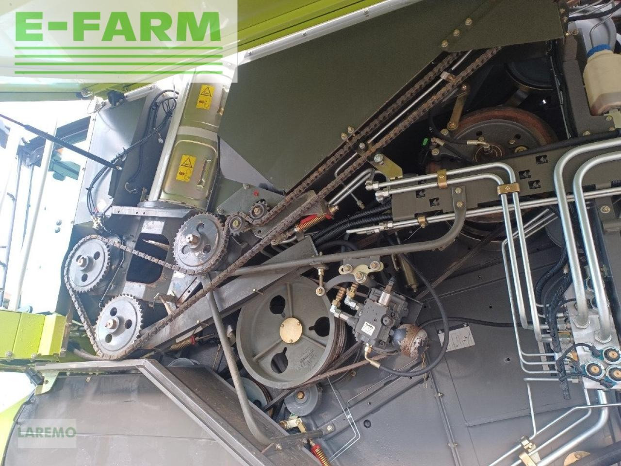 Combine harvester CLAAS lexion 670 tt terratrac v 900: picture 9